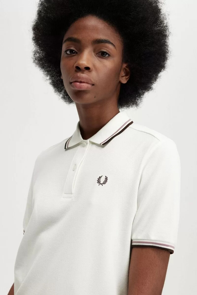 fred perry g3600 damenhemd schneeweiß dunkelrosa gebrannter tabak