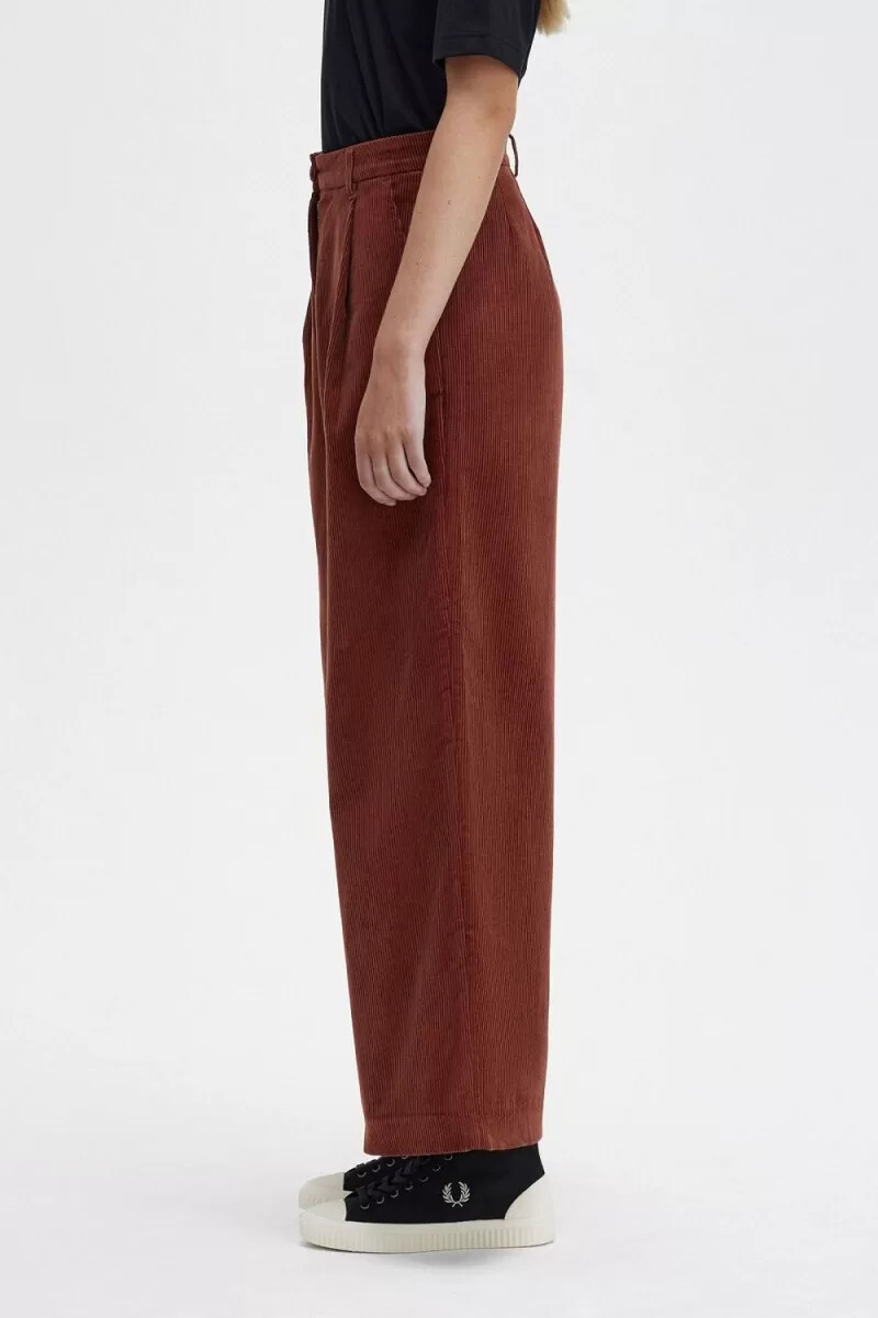 fred perry cordhose für damen whiskybraun