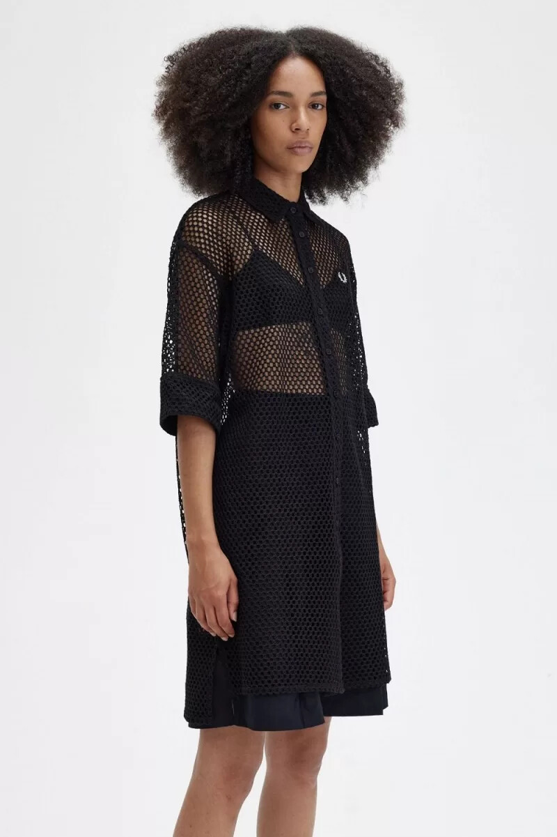fred perry damenkleid mit offenem strickhemd schwarz