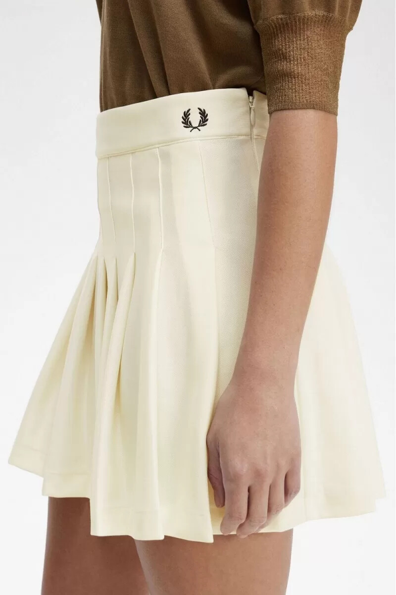 fred perry faltenrock für damen beige