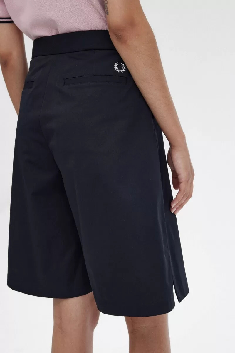 fred perry damen-shorts mit falten schwarz