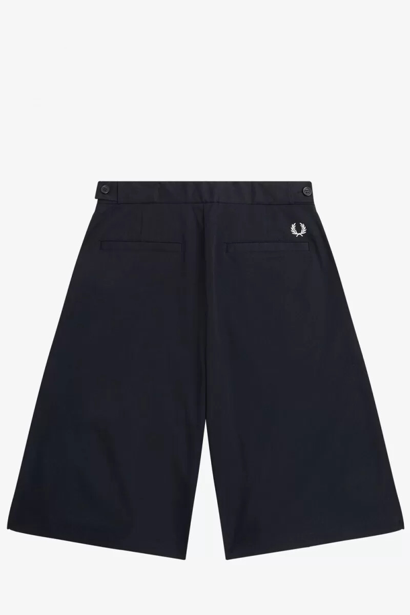 fred perry damen-shorts mit falten schwarz