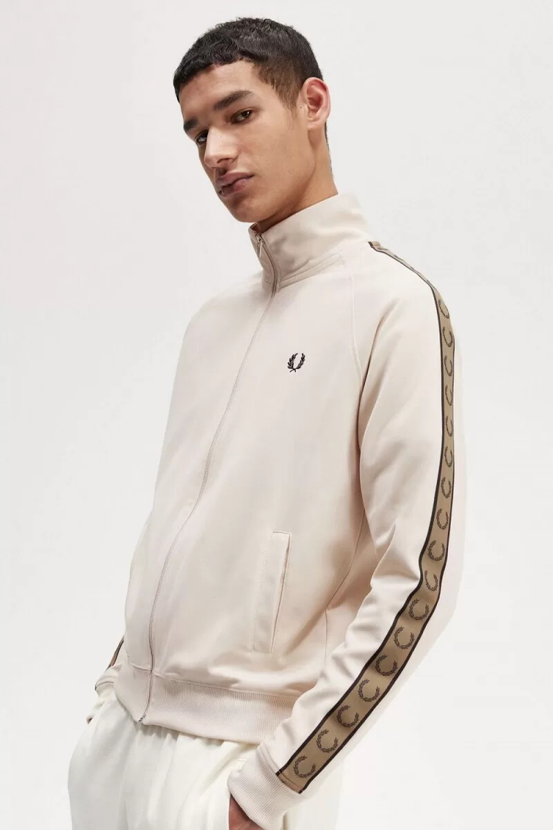 fred perry trainingsjacke für herren mit kontrastband haferflockenbraun