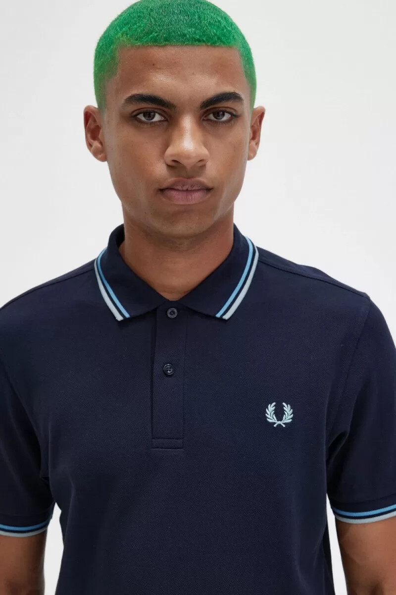 fred perry m3600 herrenhemd marineblau hellblau silberblau