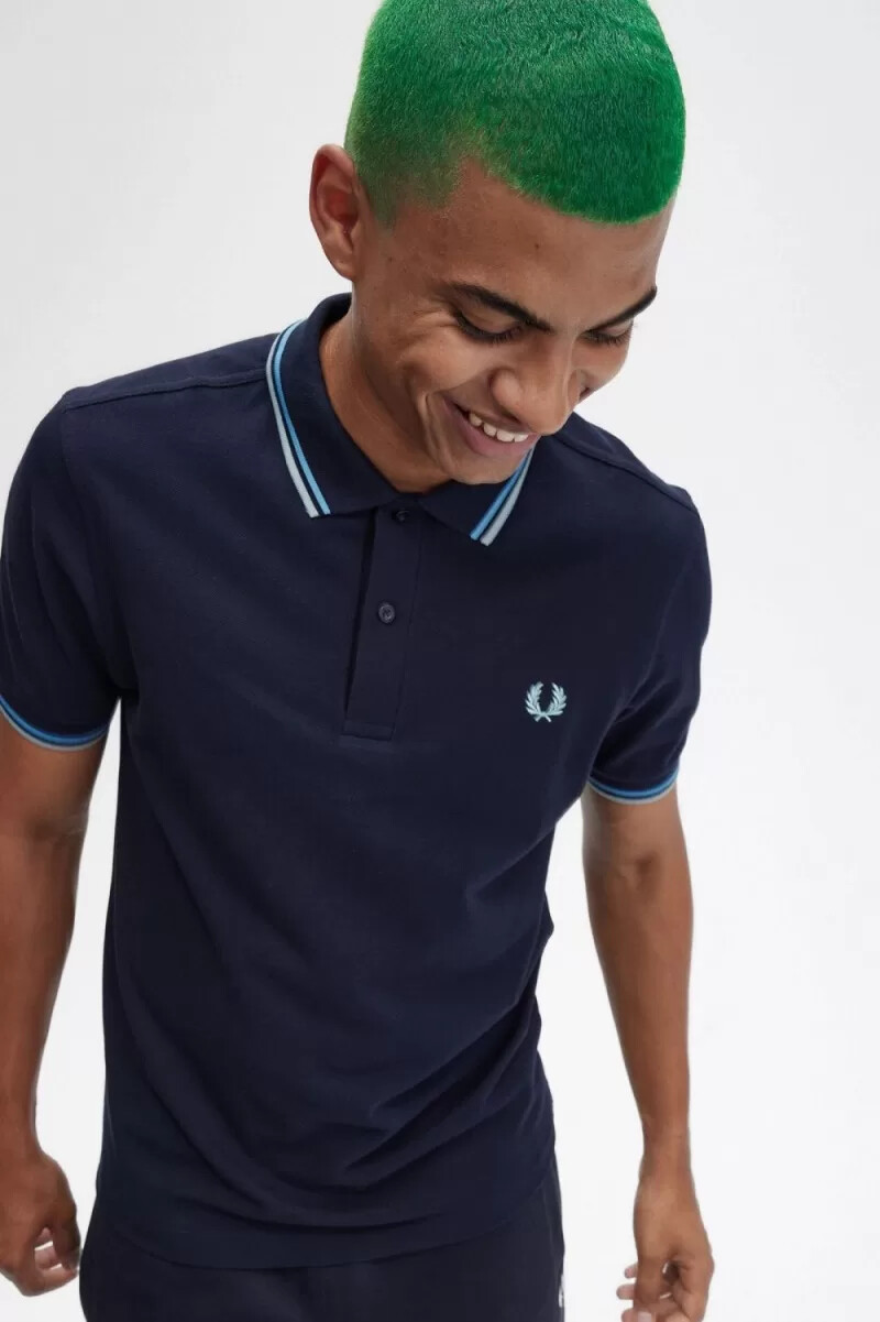 fred perry m3600 herrenhemd marineblau hellblau silberblau