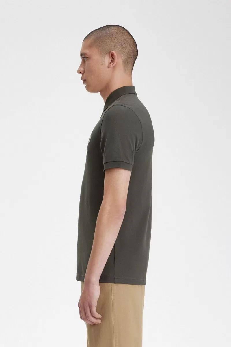 fred perry m6000 herrenhemd feldgrün haferflocken