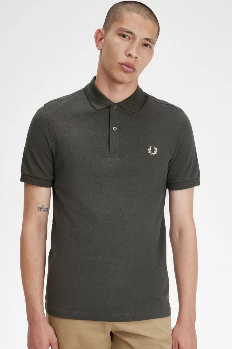 fred perry m6000 herrenhemd feldgrün haferflocken