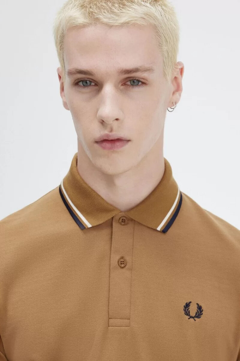 fred perry m12 herrenhemd dunkelbraun beige marineblau