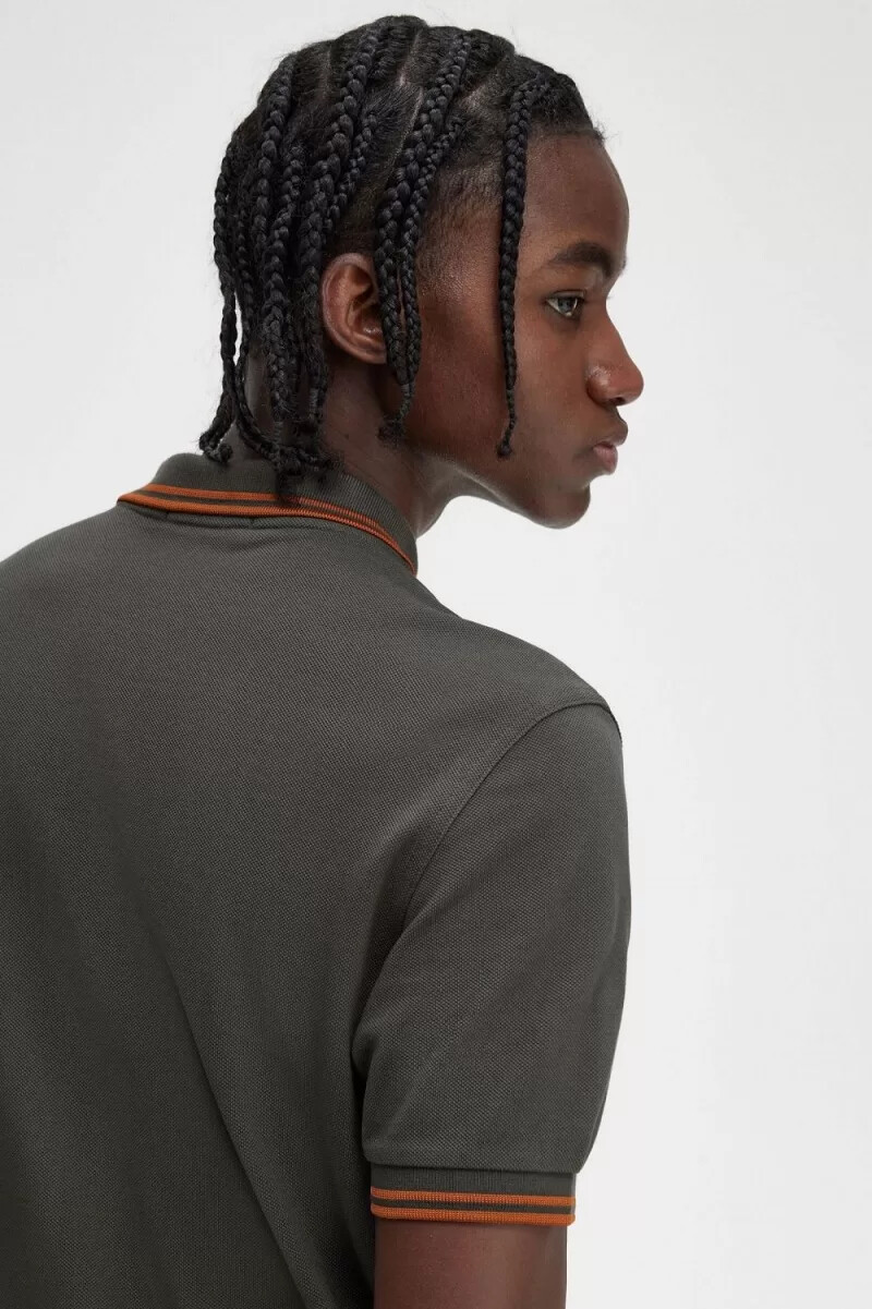 fred perry m3600 herrenhemd feldgrün braun