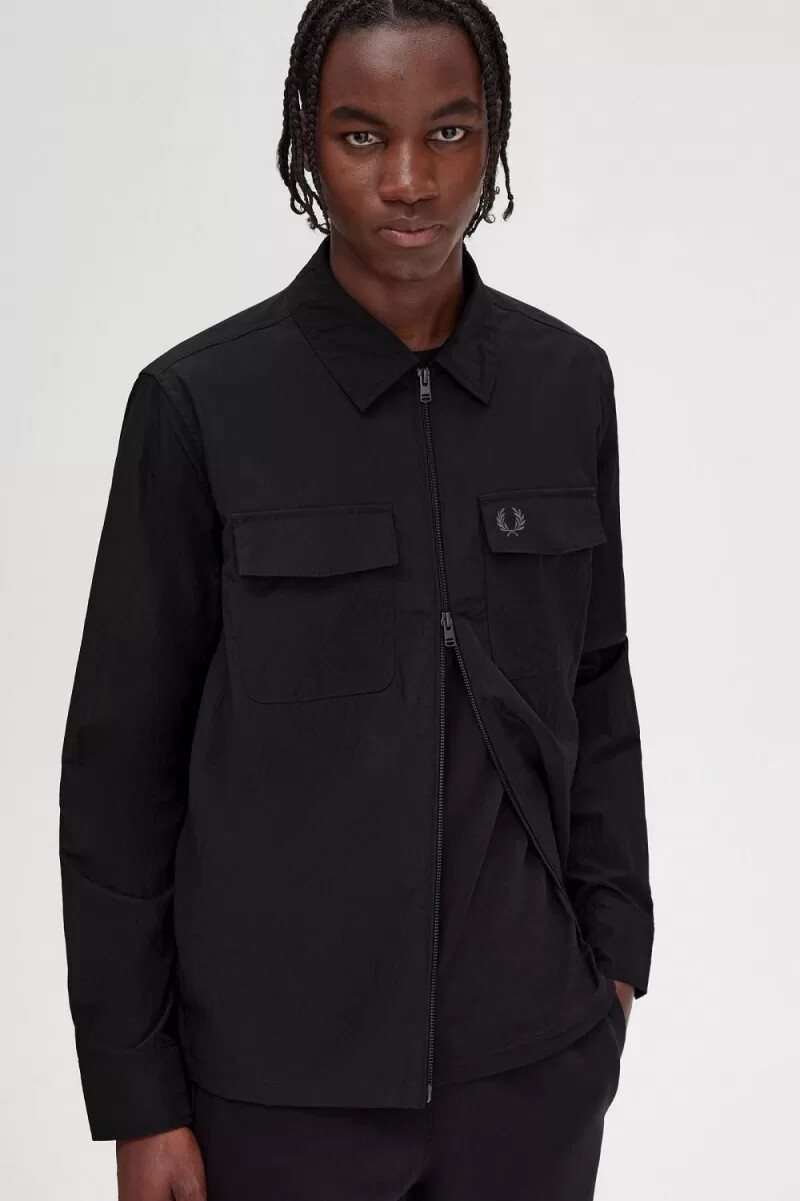 fred perry herrenhemd mit reißverschluss schwarz