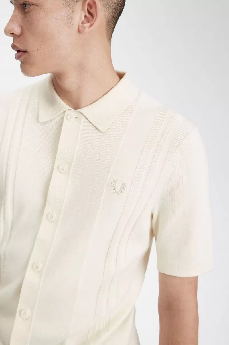 fred perry herrenhemd mit knopfleiste beige