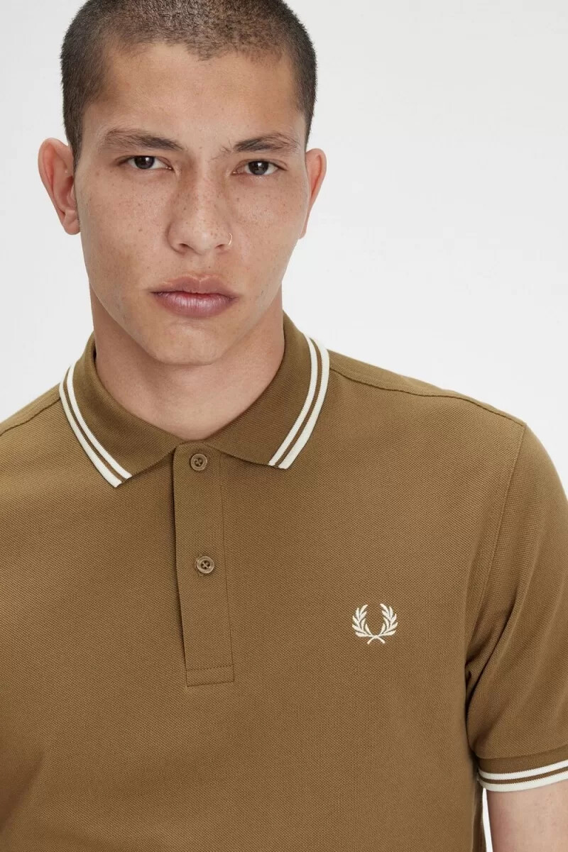 fred perry m3600 herrenhemd braun schneeweiß beige
