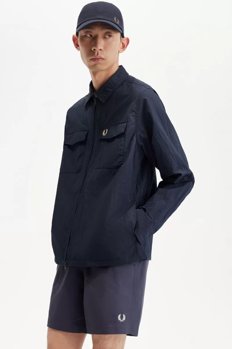 fred perry herrenhemd mit strukturierter oberfläche und reißverschluss marineblau