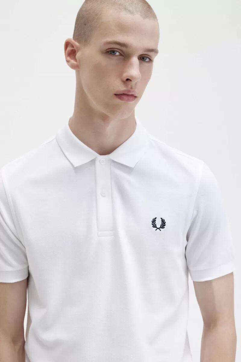 fred perry m6000 herrenhemd weiß marineblau