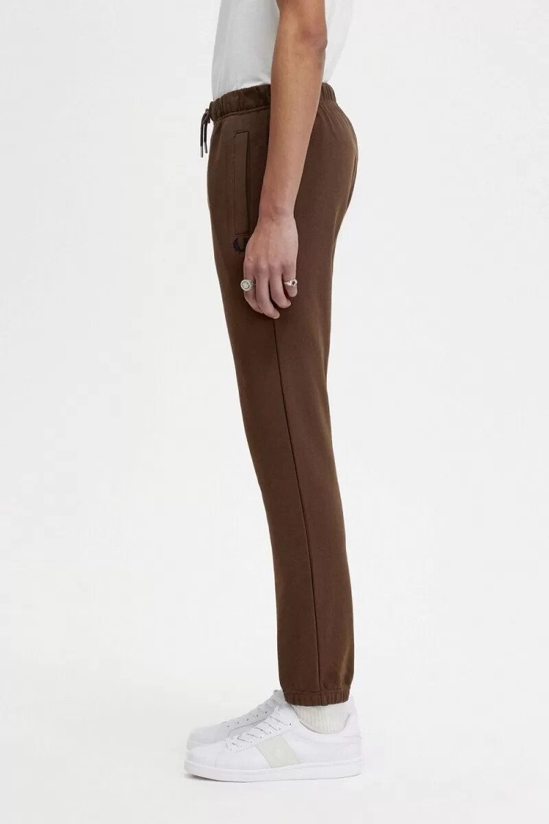 fred perry loopback sweat herrenhose farbe burnt tobacco