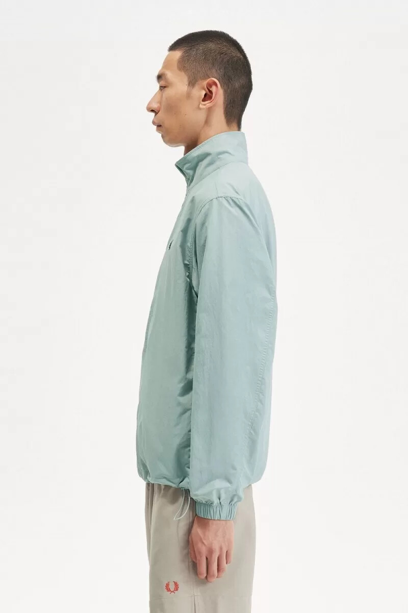 fred perry herren-trainingsjacke aus gewebtem stoff silberblau