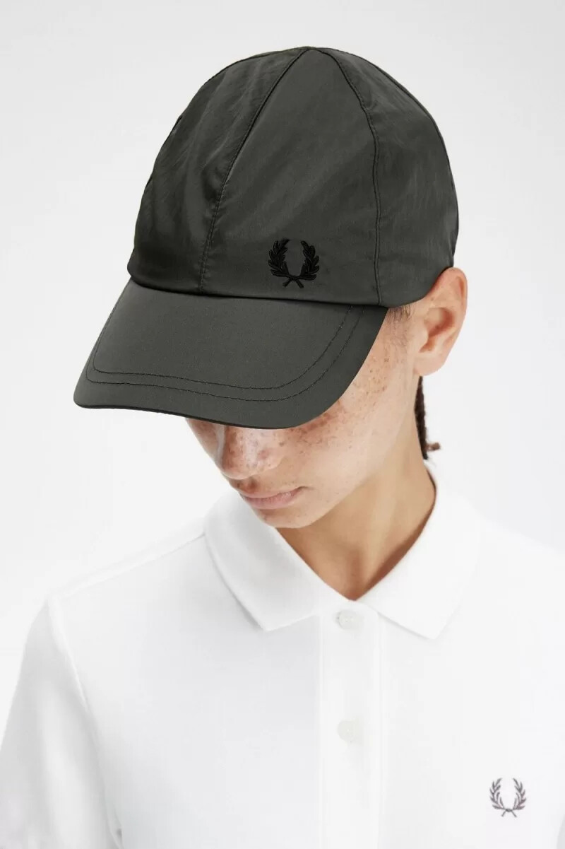 fred perry herren-cap verstellbar feldgrün
