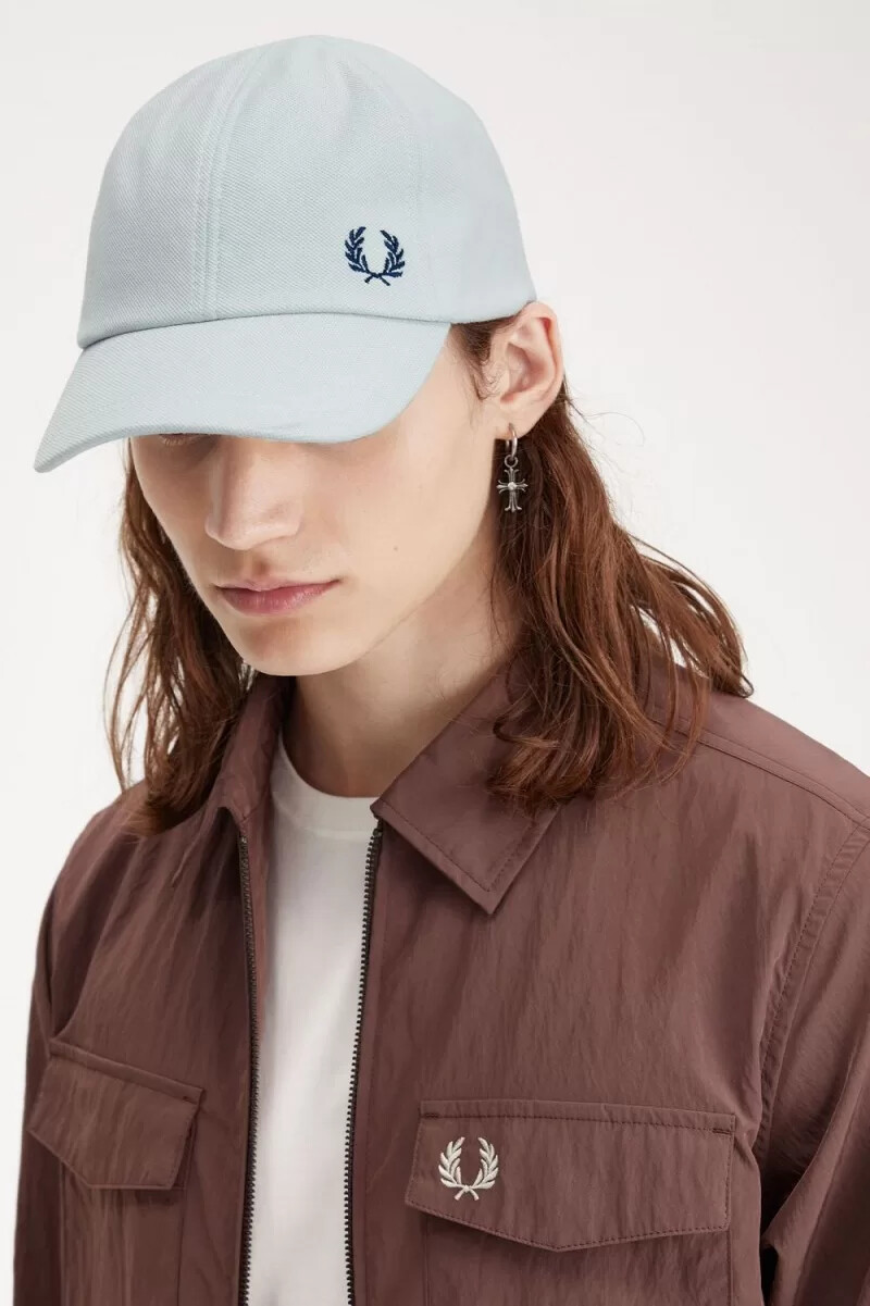 fred perry classic piqué herrenkappen hellblau mitternachtsblau