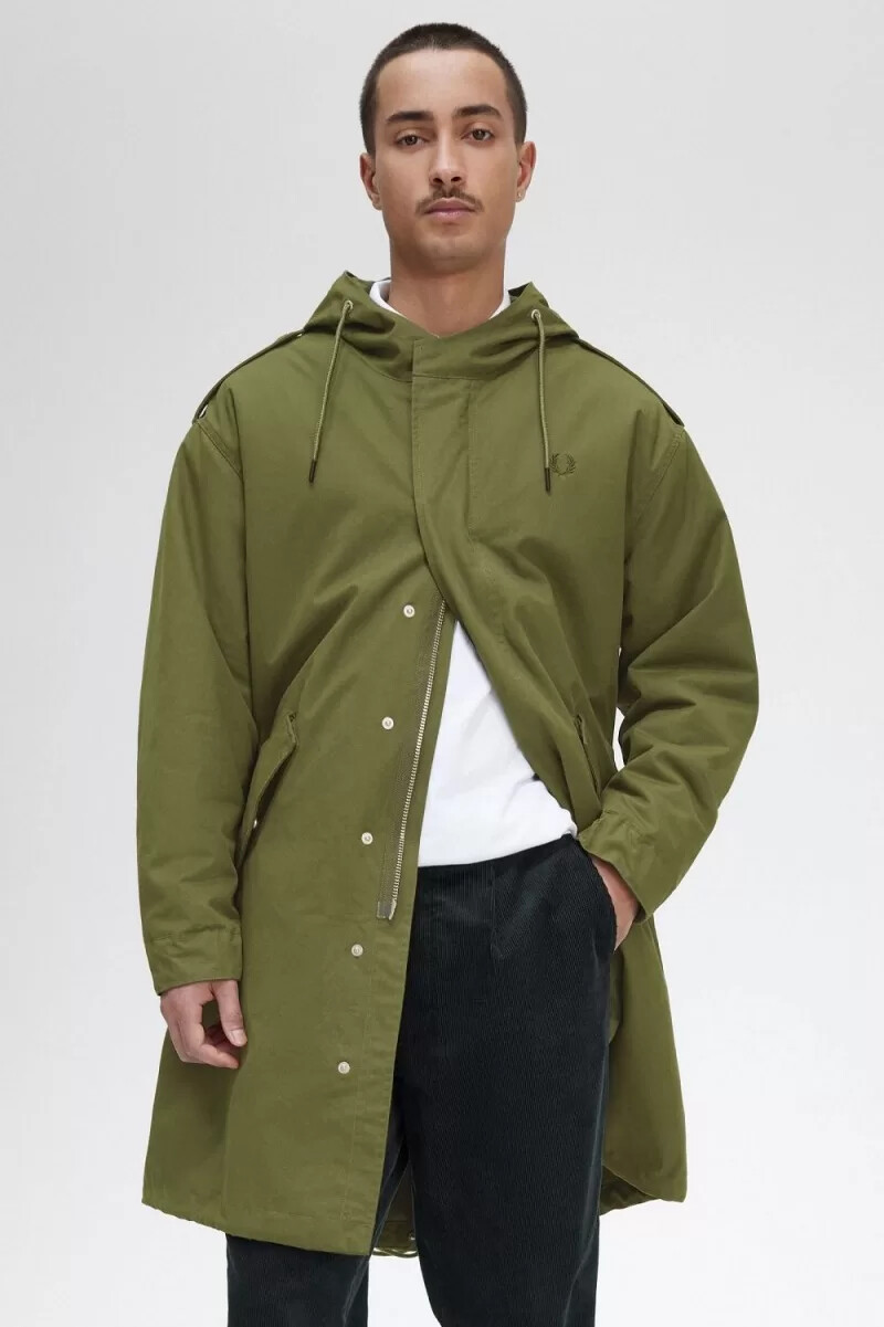 fred perry herrenparka mit kunstfellfutter grün