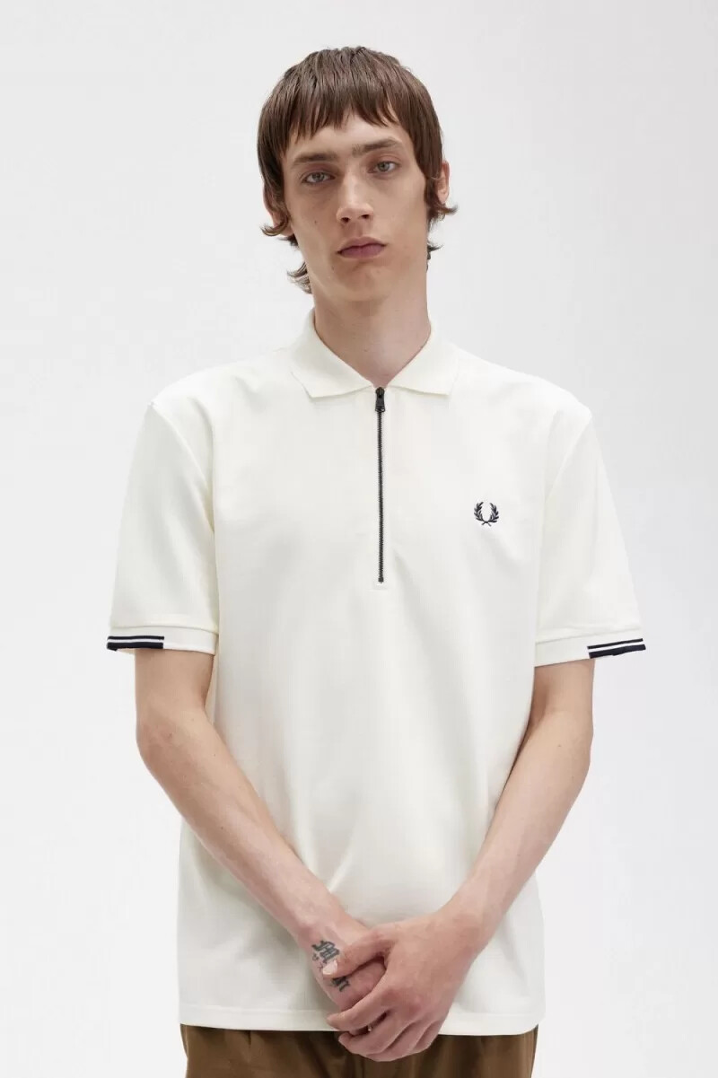 fred perry herren-poloshirt mit halbem reißverschluss beige
