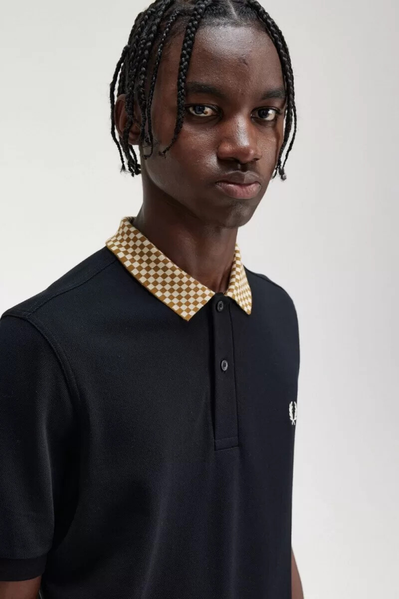fred perry poloshirt mit kariertem kragen für herren schwarz