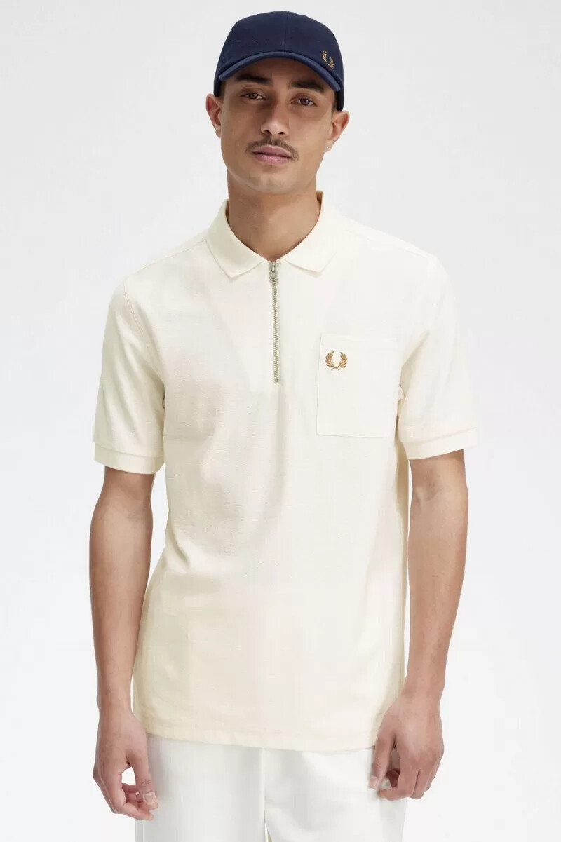 fred perry poloshirt für herren mit strukturierter oberfläche und reißverschlusskragen beige