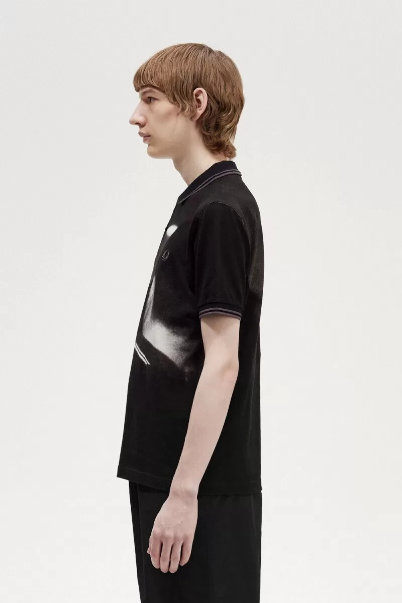 fred perry rave graphic herren-poloshirt schwarz