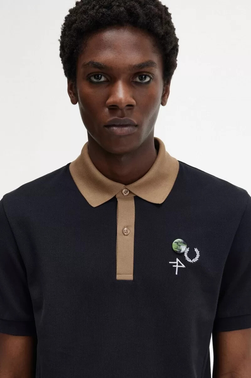 fred perry poloshirt für herren mit kontrastkragen schwarz