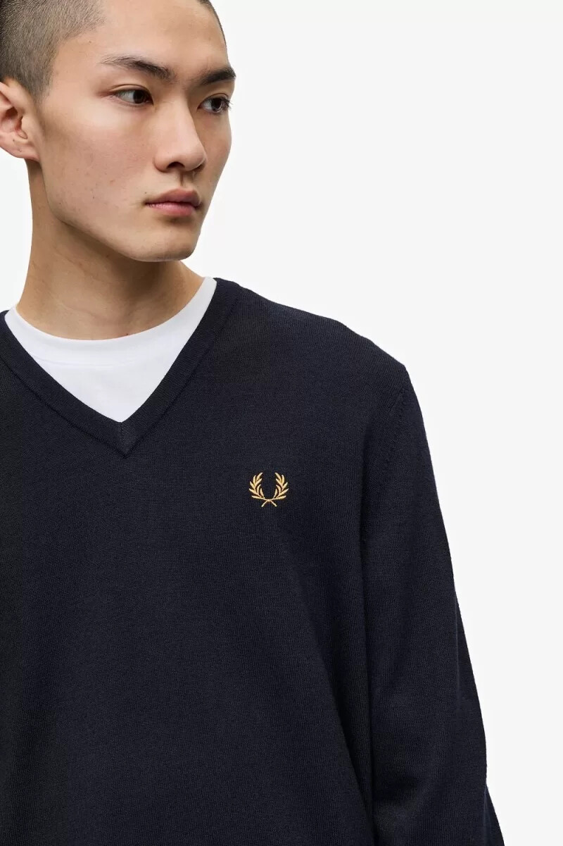 fred perry klassischer herrenpullover mit v-ausschnitt marineblau