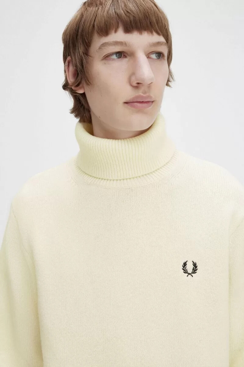 fred perry strickpullover mit rollkragen für herren beige
