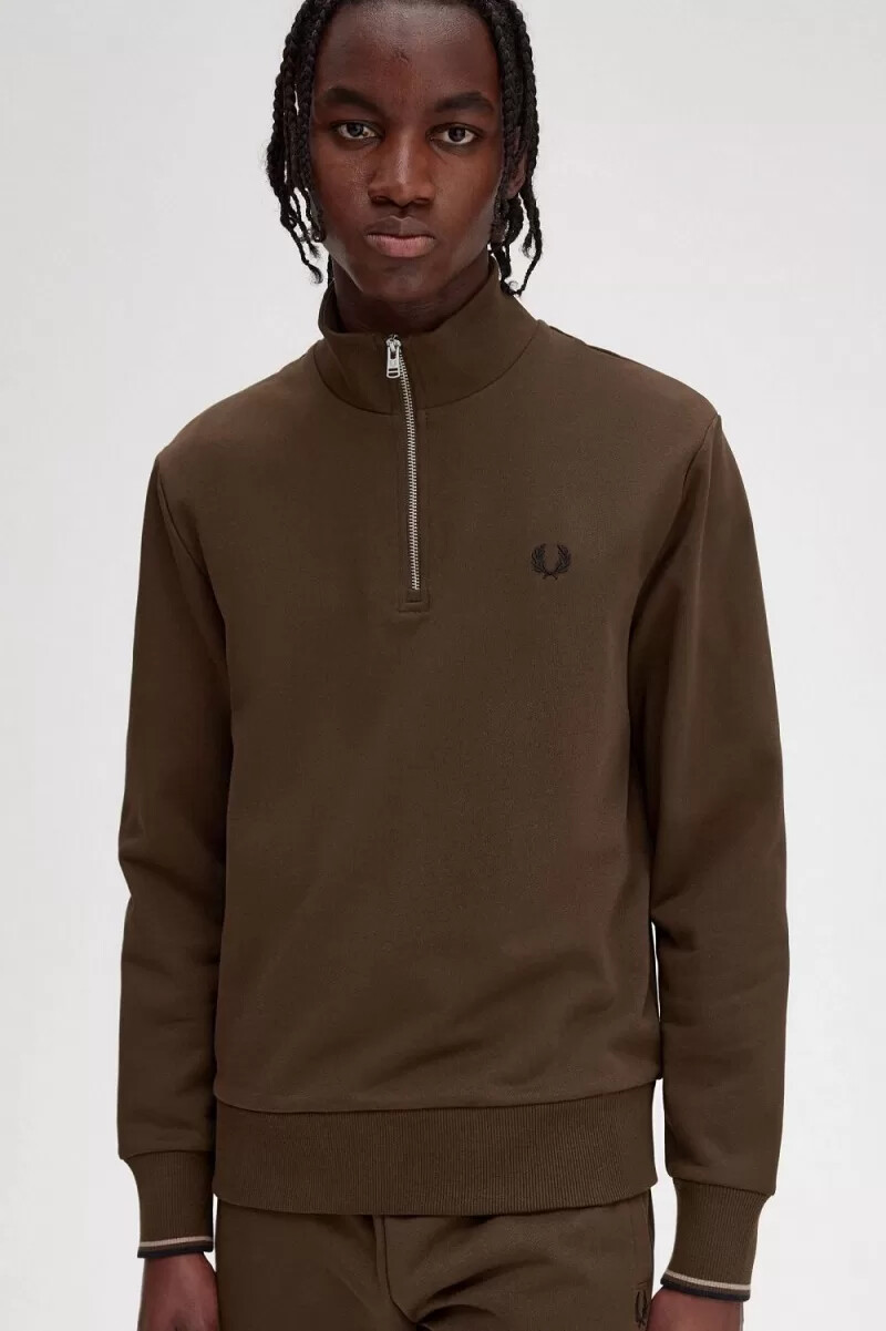 fred perry herren-sweatshirt mit halbem reißverschluss farbe burnt tobacco