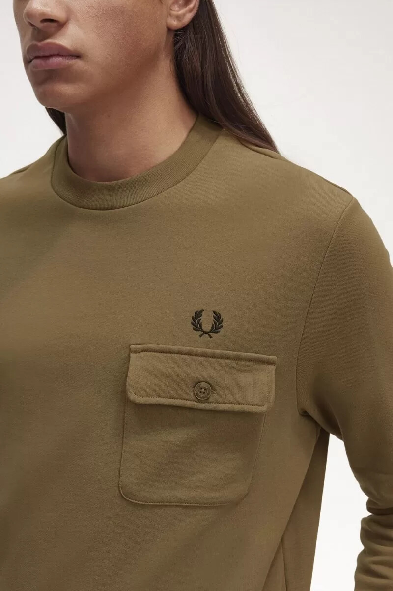fred perry herren-sweatshirt mit taschendetails und rundhalsausschnitt braun