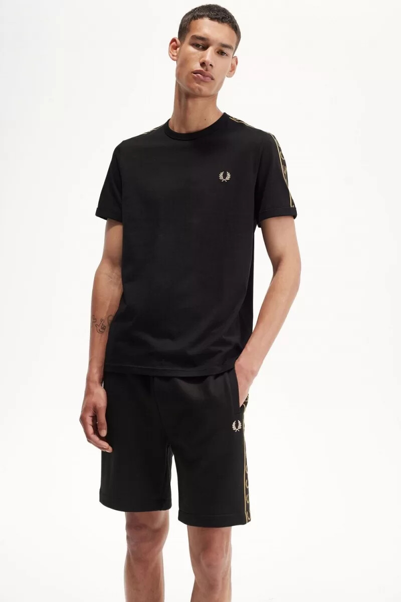 fred perry herren-t-shirt mit kontrastband schwarzgrün