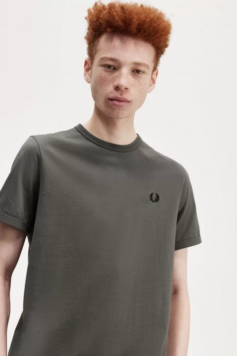 fred perry ringer herren-t-shirt feldgrün