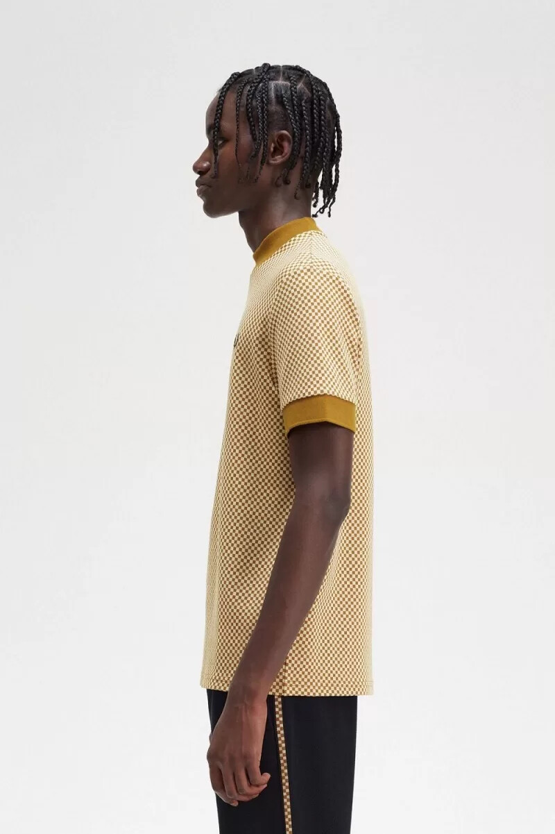 fred perry herren-t-shirt mit mikro-schachbrettmuster farbe haferflockendunkelbraun