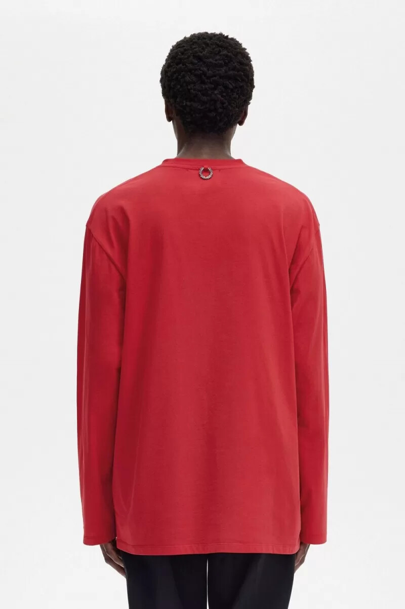 fred perry langarm-t-shirt mit print für herren rot