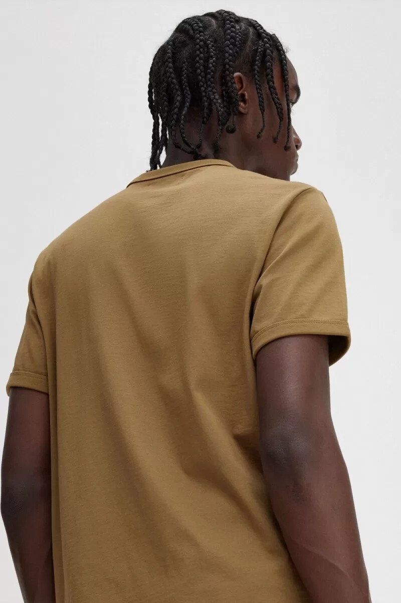 fred perry ringer herren-t-shirt braun