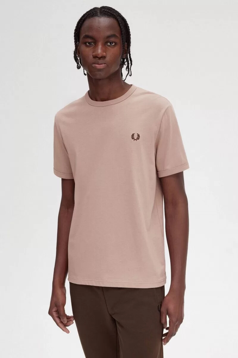 fred perry ringer herren-t-shirt dunkelrosa