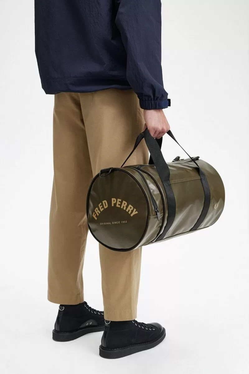 fred perry tonal barrel herrentaschen uniform grün gold